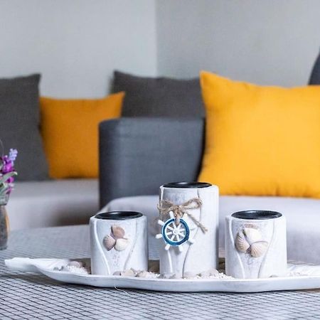 Cozy Airbnb Room In Атина Екстериор снимка